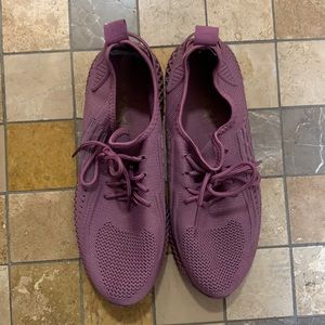 Taxi purple sneakers